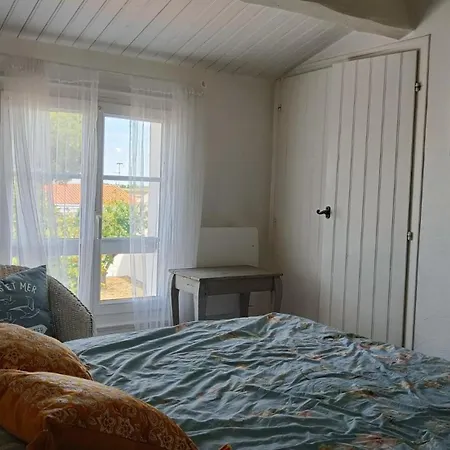 Maison *